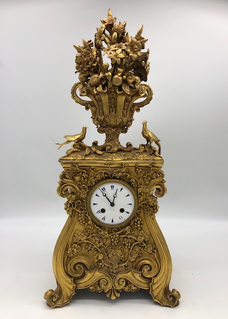 Fransız Osmanlı dönemi bronz, altın kaplama kusursuz bronz işcilikli saat